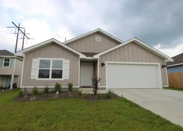 Property at 3063 Jane Ln, Crestview, FL, 32539, 4 beds, 2 baths, [object Object]