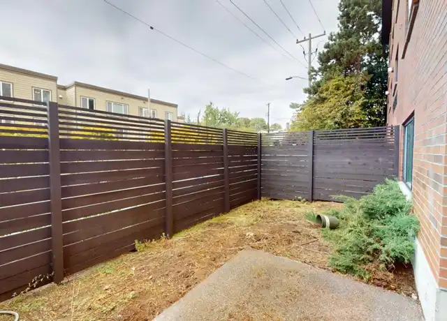 Property at 15) 7400 5th - 7400 5th Ave NE, Seattle, WA, 98115, 1 bed, 1 bath, [object Object]