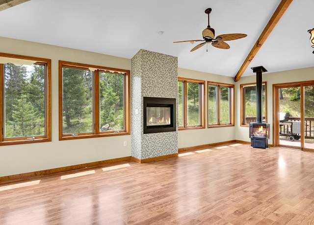 Photo of 5368 Evergreen Heights Dr, Evergreen, CO 80439