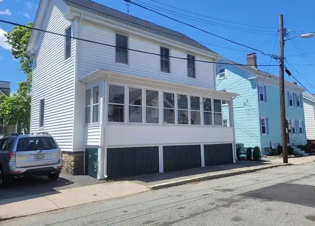 Property at 11 Byrnes St, Newport, RI, 02840, 3 beds, 1.5 baths, [object Object]