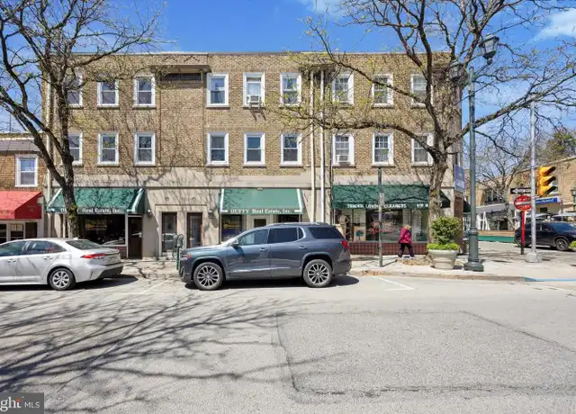 Property at 241 Haverford Ave Unit 2, Narberth, PA, 19072, 2 beds, 1 bath, [object Object]
