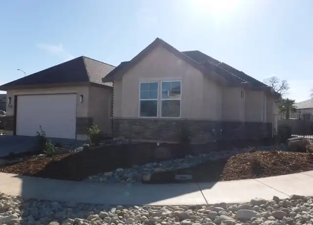 Property at 175 Trek Ln, Redding, CA, 96003, 3 beds, 2 baths, [object Object]