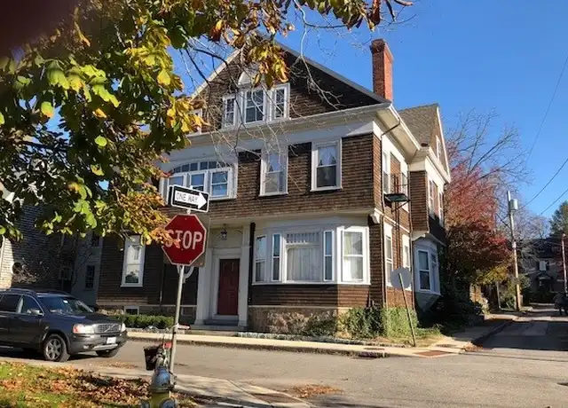 Property at 7 Mount Vernon St Unit 4, Newport, RI, 02840, 1 bed, 1 bath, [object Object]