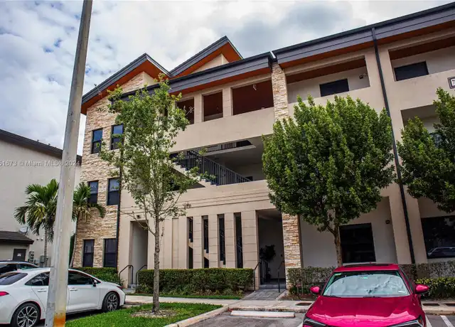 Property at 7819 NW 104th Ave, Doral, FL, 33178, 2 beds, 2 baths, [object Object]