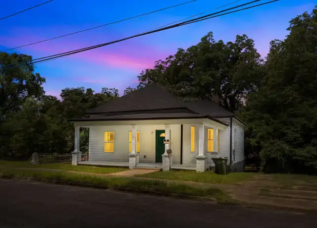 Property at 552 S Bainbridge St, Montgomery, AL, 36104, 4 beds, 2 baths, [object Object]