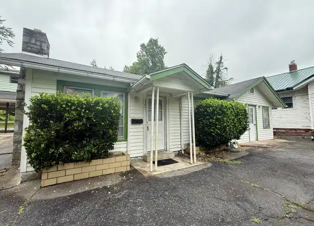 Property at 321 W Allen St, Hendersonville, NC, 28739, 1 bed, 1 bath, [object Object]