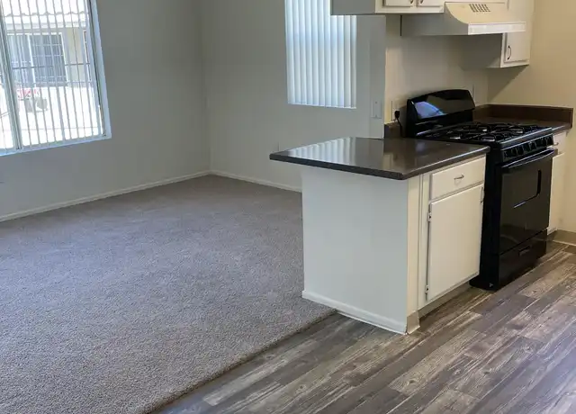 Property at 9777 N Thornydale Rd Unit Road2108, Tucson, AZ, 85742, 1 bed, 1 bath, [object Object]