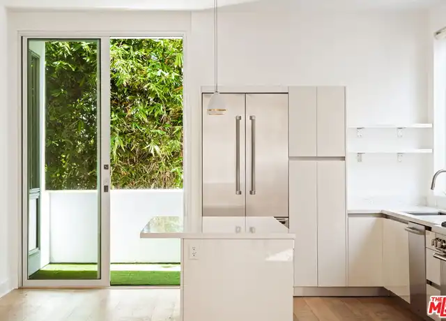 Property at 616 N Croft Ave #6, West Hollywood, CA, 90048, 2 beds, 2 baths, [object Object]