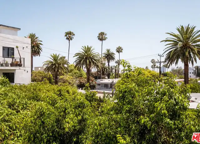 Property at 616 N Croft Ave #6, West Hollywood, CA, 90048, 2 beds, 2 baths, [object Object]