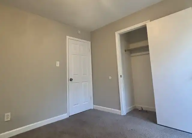 Property at 8523 Stonehurst Dr, Charlotte, NC, 28214, 3 beds, 1.5 baths, [object Object]