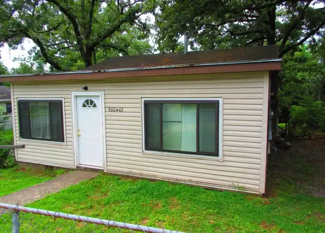 Property at 900 W 45th St, North Little Rock, AR, 72118, 3 beds, 1 bath, [object Object]