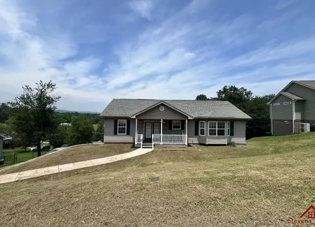 Property at 825 Tommie Ln, Soddy Daisy, TN, 37379, 4 beds, 3 baths, [object Object]
