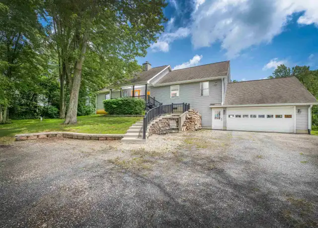 Property at 5635 Van Fossen Rd, Johnstown, OH, 43031, 4 beds, 3 baths, [object Object]