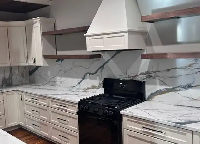 Property at 1154 Rowley Ave Unit B, Cleveland, OH, 44109, 3 beds, 2.5 baths, [object Object]