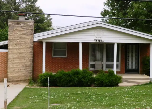 Property at 1315 S 7th St, Paragould, AR, 72450, 3 beds, 1 bath, [object Object]