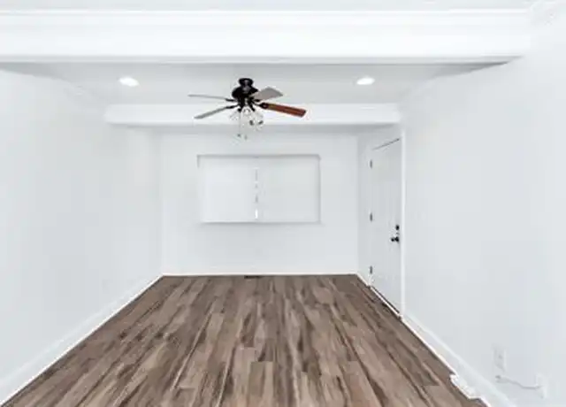 Property at 1401 McCullough Ave NE, Huntsville, AL, 35801, 2 beds, 1 bath, [object Object]
