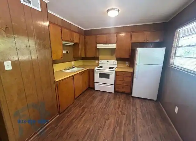 Property at 303 King St, Atlanta, TX, 75551, 2 beds, 1 bath, [object Object]