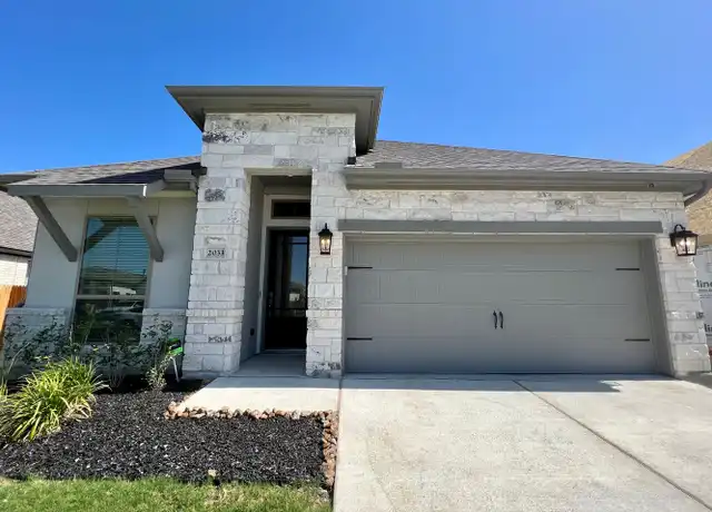 Property at 2033 Creekview, Seguin, TX, 78155, 3 beds, 2 baths, [object Object]