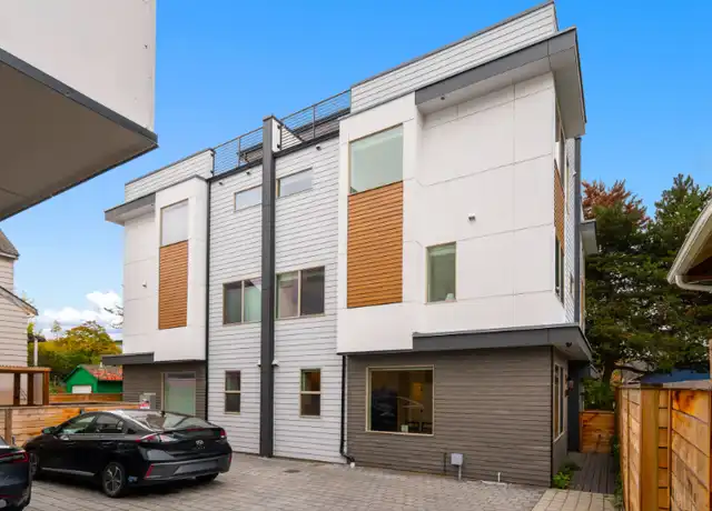 Property at 823 NE 70th St, Seattle, WA, 98115, 3 beds, 2 baths, [object Object]