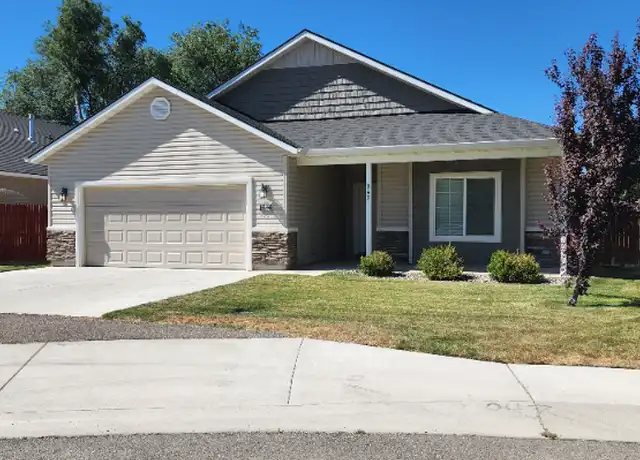 Property at 947 Americana Cir, Twin Falls, ID, 83301, 3 beds, 2 baths, [object Object]
