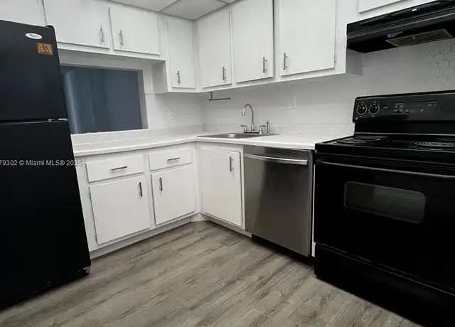 Property at 8301 Sands Point Blvd Unit S206, Tamarac, FL, 33321, 1 bed, 1.5 baths, [object Object]