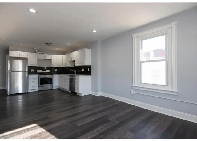 Property at 217 W Lancaster Ave, Downingtown, PA, 19335, 3 beds, 2 baths, [object Object]
