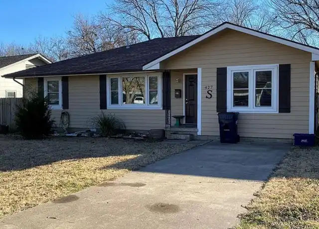 Property at 427 W 2nd St, Ada, OK, 74820, 4 beds, 2 baths, [object Object]