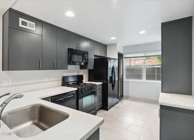 Property at 3641 N 15th Ave Unit C, Phoenix, AZ, 85013, 2 beds, 1 bath, [object Object]
