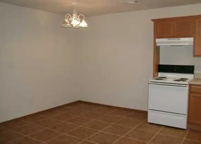 Property at 211 E Marietta Ct, Rogers, AR, 72758, 3 beds, 2 baths, [object Object]