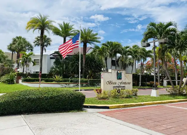 Property at 9427 Fontainebleau Blvd Unit 213-34, Miami, FL, 33172, 2 beds, 2 baths, [object Object]