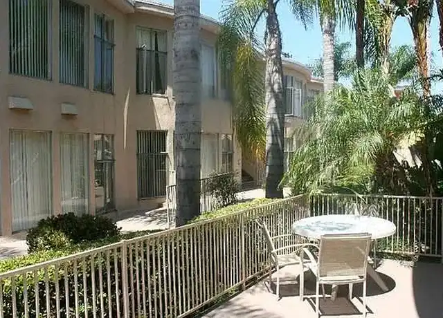 Property at Inglewood Palms Apts - 521 N Market St, Inglewood, CA, 90302, 1 bed, 1 bath, [object Object]