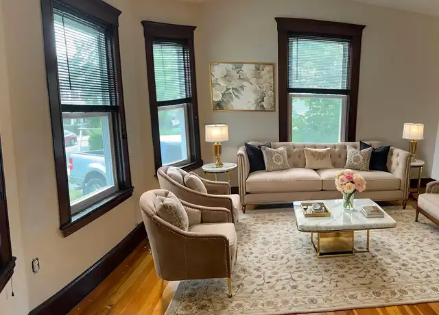 Property at 72 Fiske St Unit 72, Waltham, MA, 02451, 3 beds, 2 baths, [object Object]