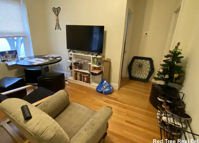 Property at 16 Wait St Unit 2F, Mission Hill, MA, 02120, 2 beds, 1 bath, [object Object]