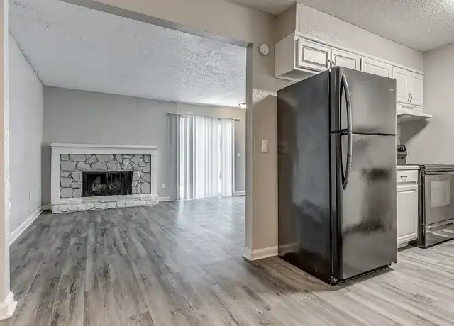Property at Springdale Village - 4330 S Barnes Ave, Oklahoma City, OK, 73119, 1-3 bed, 1-2 bath, [object Object]