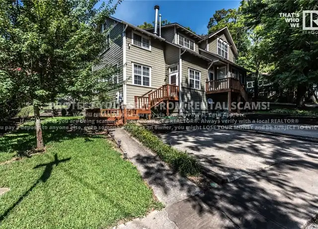 Property at 209 N Trent Ave, Fayetteville, AR, 72701, 2 beds, 1.5 baths, [object Object]