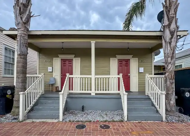 Property at 4910 Tchoupitoulas St, New Orleans, LA, 70115, 2 beds, 1 bath, [object Object]