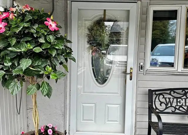 Property at 14 Violet Rd, Kings Park, NY, 11754, 1 bed, 1 bath, [object Object]