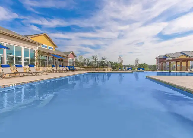 Property at 6626 McKinney Falls Pkwy Unit C6-21, Austin, TX, 78744, 3 beds, 2 baths, [object Object]