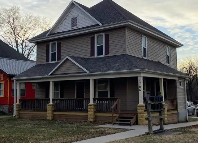 Property at 1706 S Broadway St Unit A, Pittsburg, KS, 66762, 1 bed, 1 bath, [object Object]