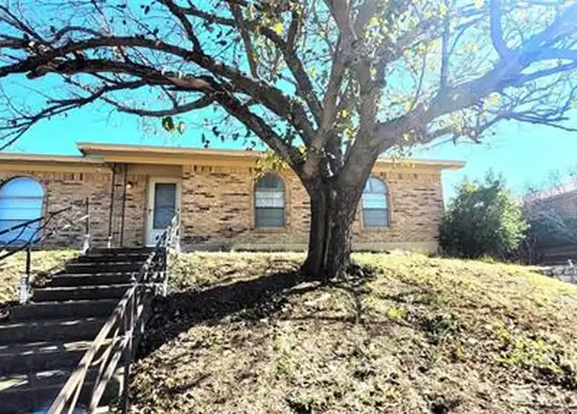 Property at 4124 Arroyo Trl, Fort Worth, TX, 76135, 3 beds, 2 baths, [object Object]