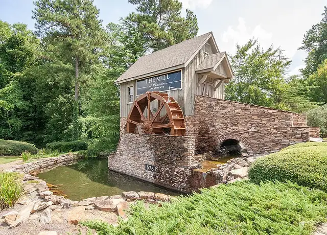 Photo of 3350 George Busbee Pkwy NW, Kennesaw, GA 30144