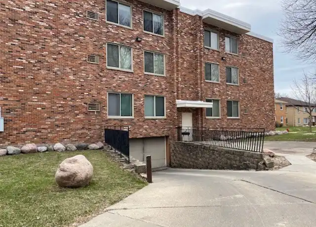 Property at 2801 W Custer Ave Unit Custer-106, Milwaukee, WI, 53209, 1 bed, 1 bath, [object Object]
