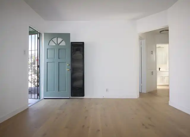 Property at 4422 Lincoln Ave Unit 4442, Eagle Rock, CA, 90041, 1 bed, 1 bath, [object Object]