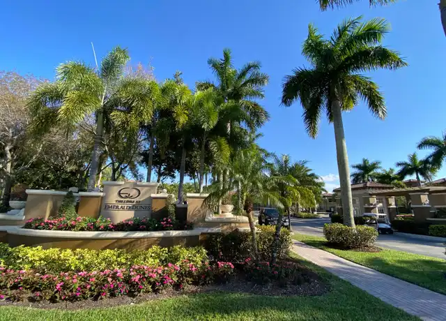 Property at 2904 Hidden Hills Rd Unit 904, West Palm Beach, FL, 33411, 3 beds, 2.5 baths, [object Object]