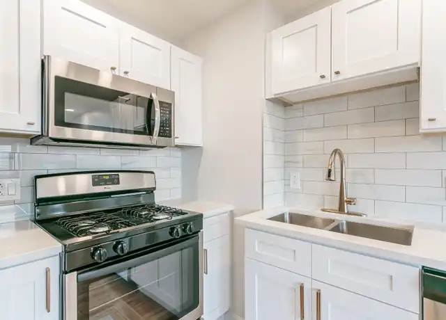 Property at 277 Alexander St Unit 501, Rochester, NY, 14607, 1 bed, 1 bath, [object Object]