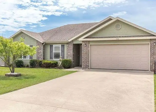 Property at 523 Amber Ave, Hollister, MO, 65672, 3 beds, 2.5 baths, [object Object]