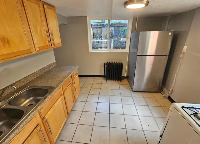 Property at 400 S Hazel Ct Unit 4, Denver, CO, 80219, 1 bed, 1 bath, [object Object]