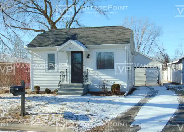 Property at 2132 Crary St, Green Bay, WI, 54304, 2 beds, 1 bath, [object Object]