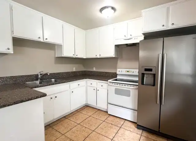 Property at 4960 Auburn Dr Unit 4960-06, San Diego, CA, 92105, 2 beds, 1 bath, [object Object]