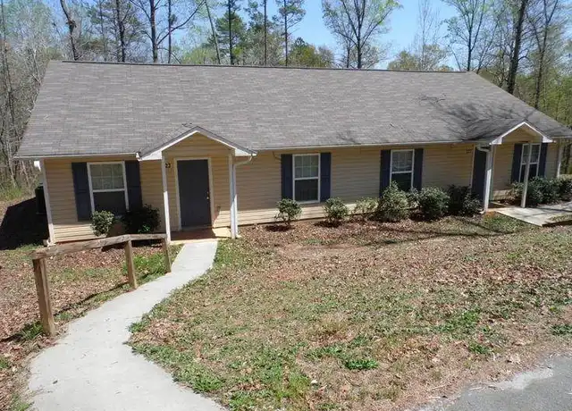 Property at 223 Magnolia Pl, Seneca, SC, 29678, 2 beds, 1 bath, [object Object]